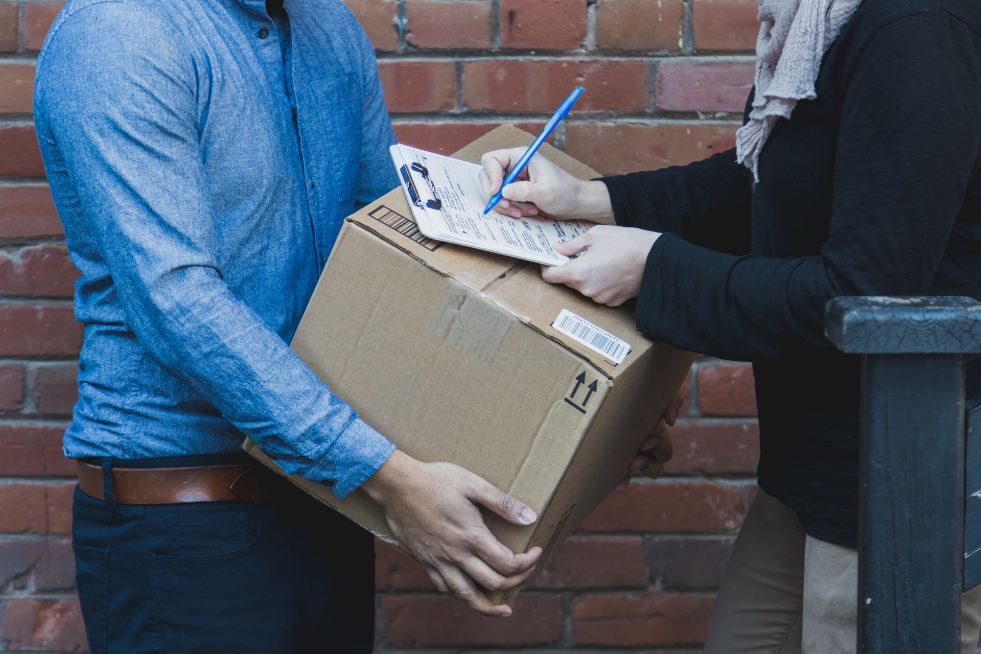 Customer Service > Delivery Policy